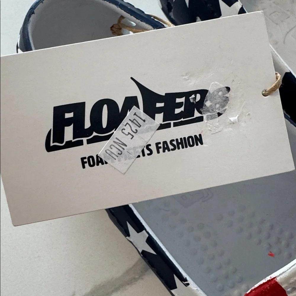 Floafers Country Club Loafer Patriotic Red, White, and Blue Shoes, sz 5 - Picture 2 of 8